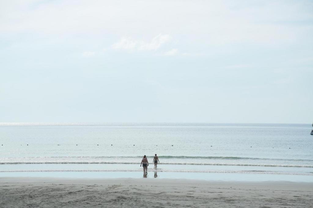 Ngwe Saung Yacht Club & Resort Ngwesaung Exterior photo